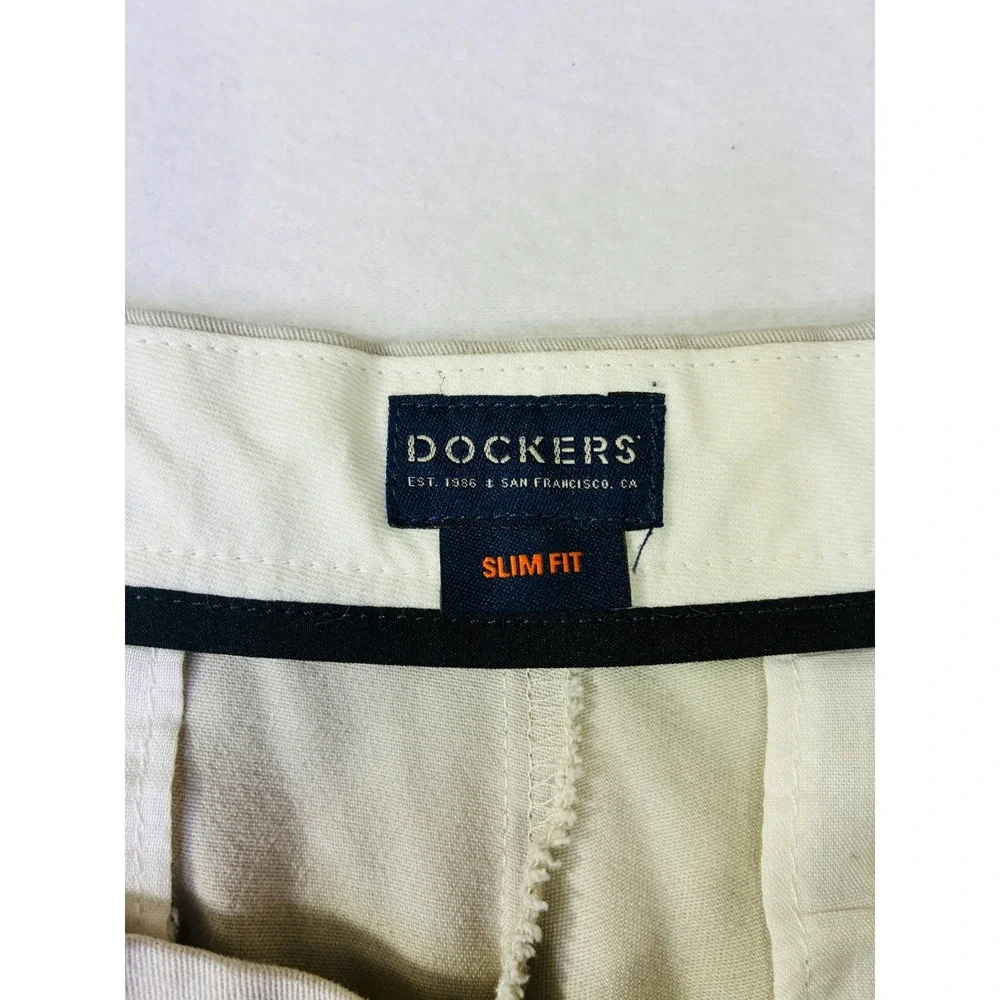 Dockers Mens Slim Fit Chino Pants Khaki Tan Flat Front Trousers 31x30